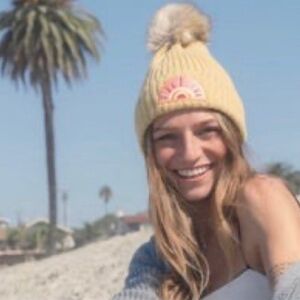 Virginia Wolf Cabincore Sunray Beanie W/removeable pom Pom Ribbed Knit Hat